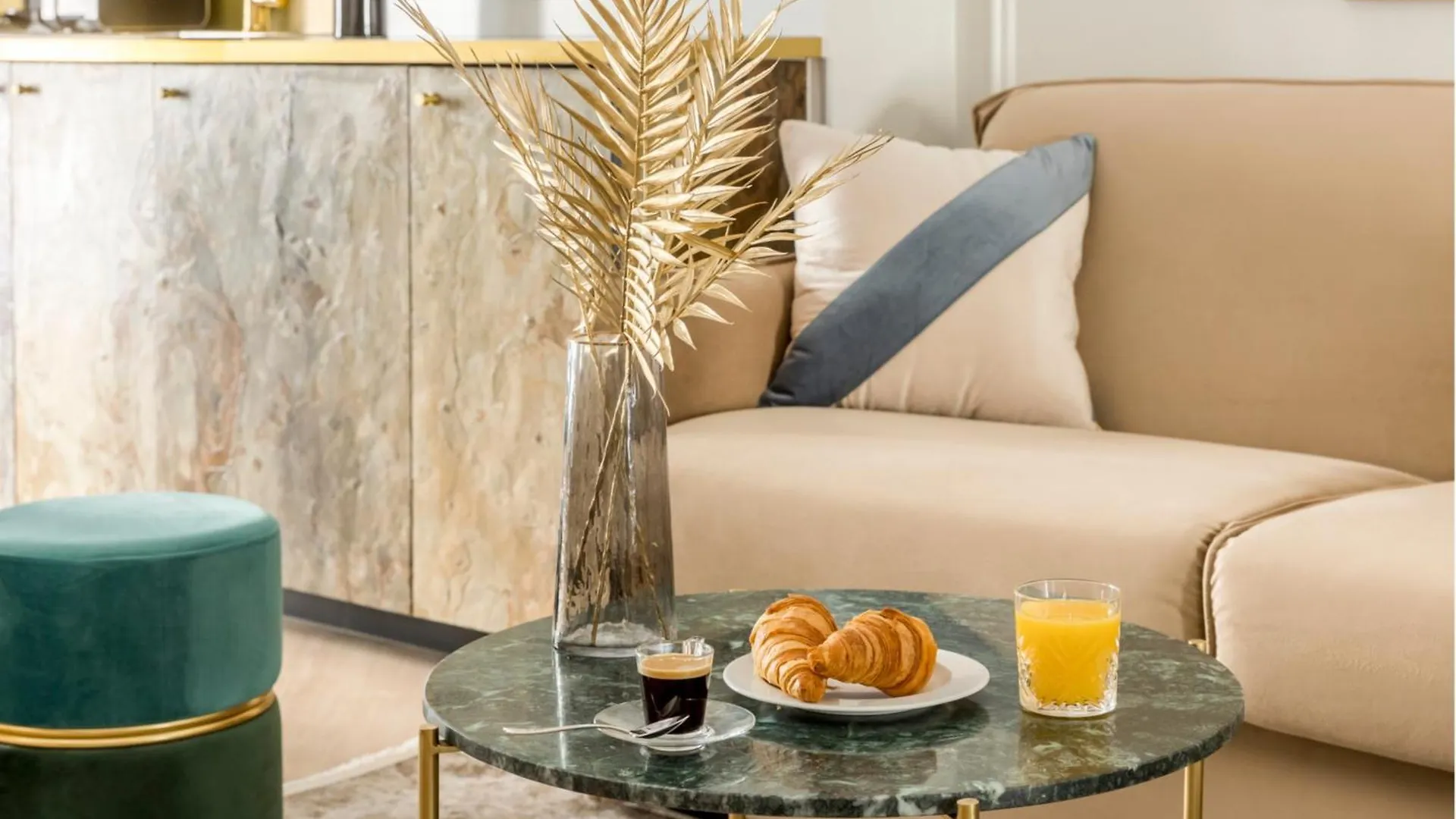 Merveil - Luxury Suite - Opera - Rougemont II Paris 0*,  Frankrike